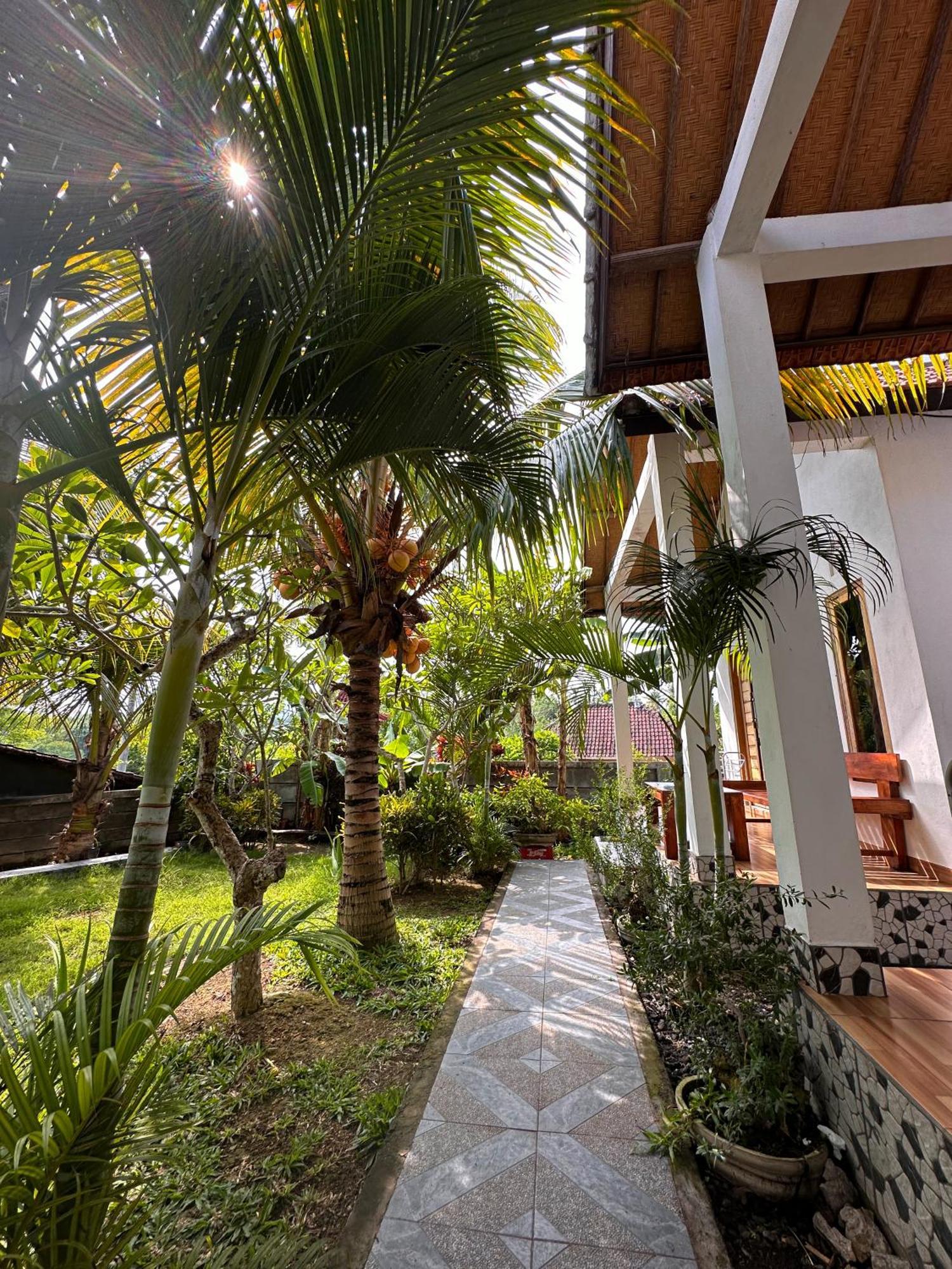 Wahyu Masari Homestay Sakti Екстер'єр фото
