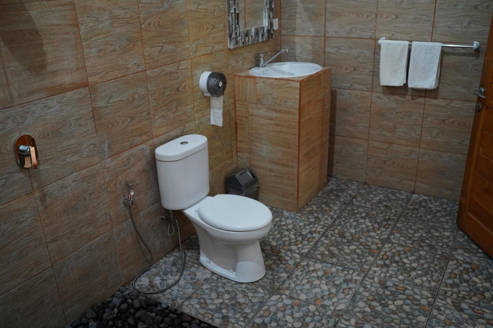 Wahyu Masari Homestay Sakti Екстер'єр фото